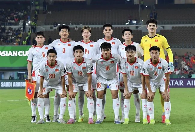 Minh họa giao dịch tài chính an toàn và hiệu quả tại FCB8